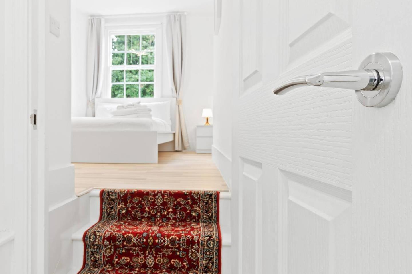 Airy Spacious 1 Bedroom Aprtment With Garden In Brixton Londra Exterior foto