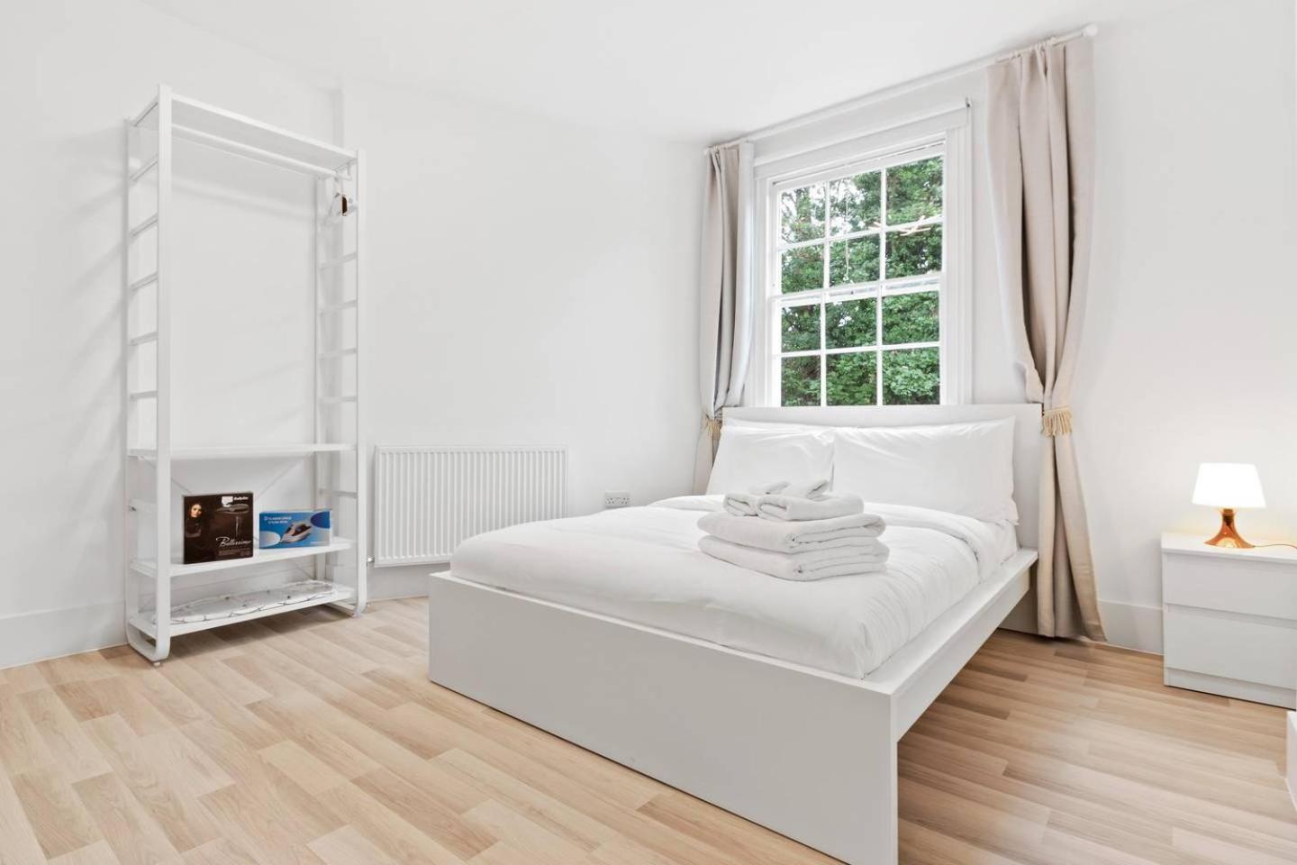 Airy Spacious 1 Bedroom Aprtment With Garden In Brixton Londra Exterior foto