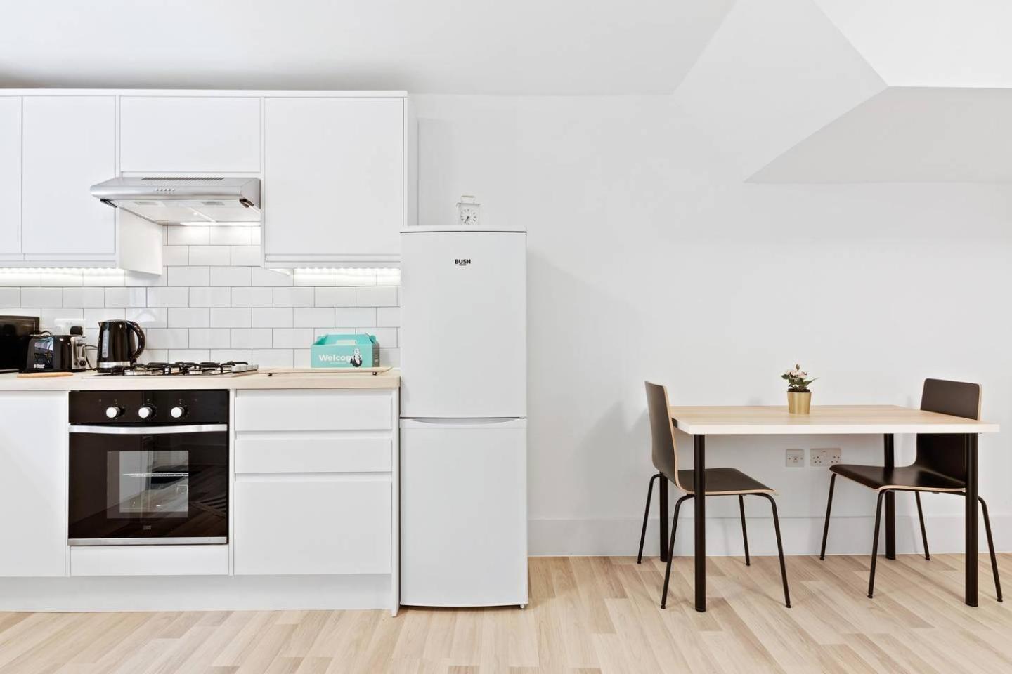 Airy Spacious 1 Bedroom Aprtment With Garden In Brixton Londra Exterior foto